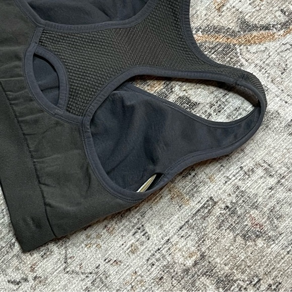 FITTIN Racerback Sports Bras for Women - Padded Seamless High Impact Support - Picture 6 of 7